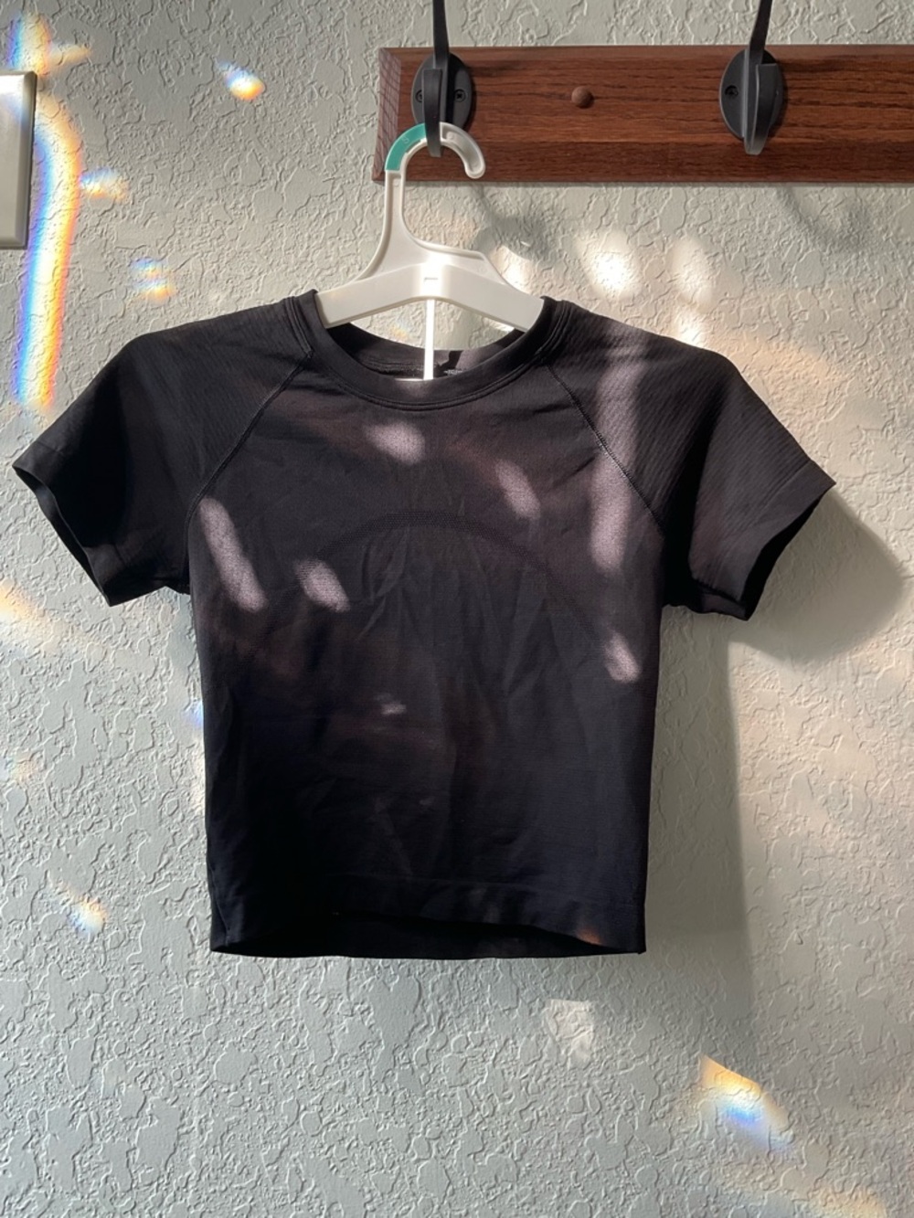 Lululemon black short sleeve cropped swiftly tech